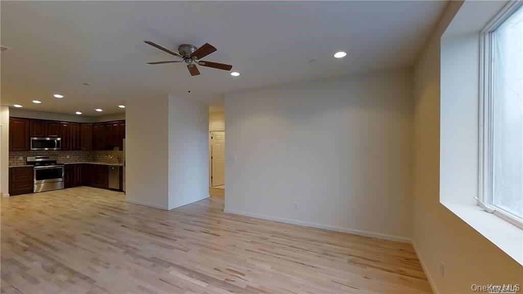 417 New York Ave #2A - Photo 3 of 12
