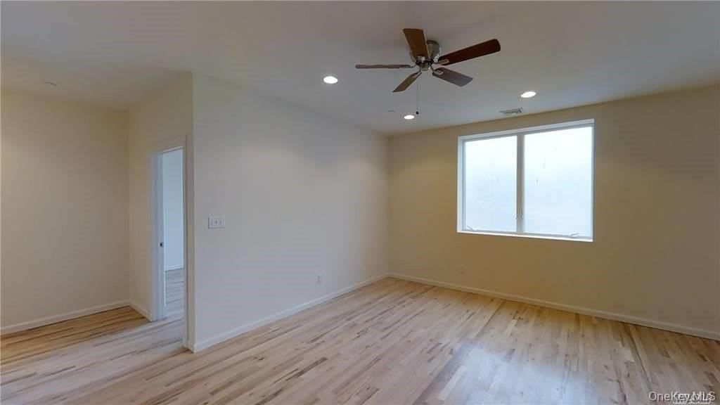 417 New York Ave #2A - Photo 6 of 12