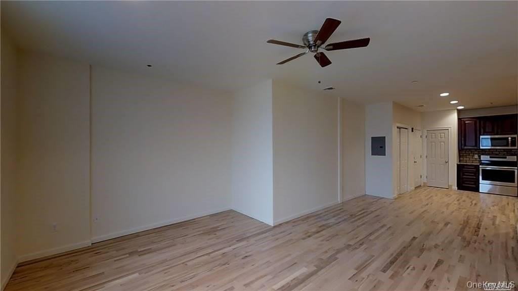 417 New York Ave #2A - Photo 7 of 12