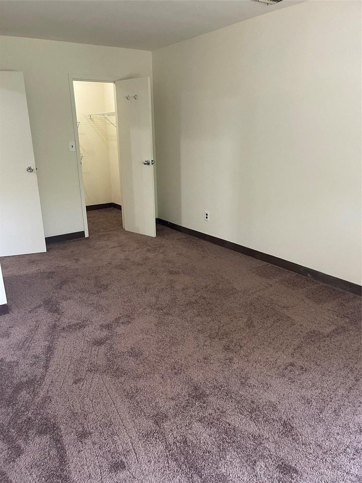 23 June Ct Apt 2b - Photo 3 of 12