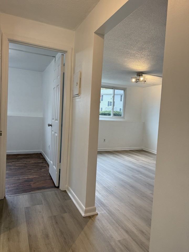 5455 N Main St #8B - Photo 5 of 10