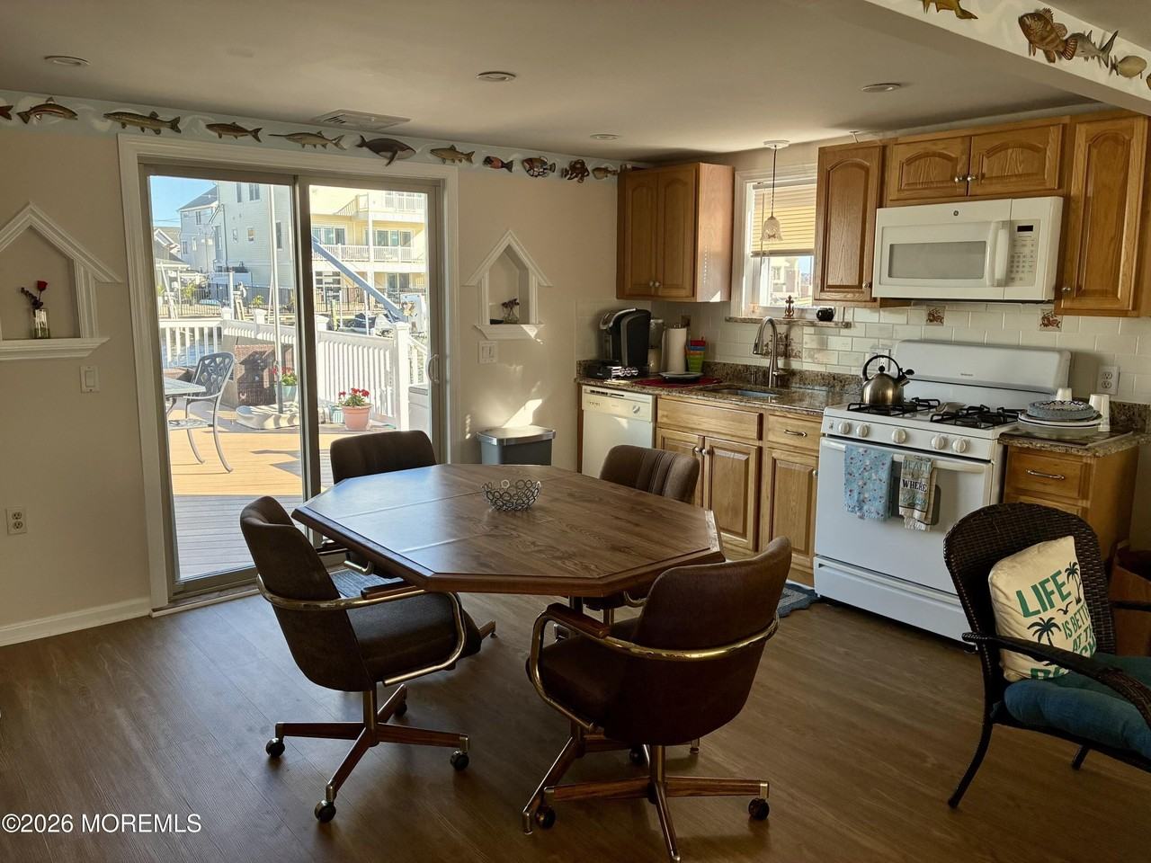 3456 Jefferson Ave - Photo 3 of 13