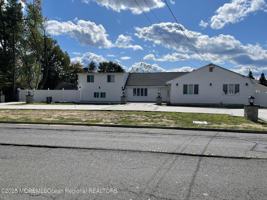 featured image of 404 Deal Rd