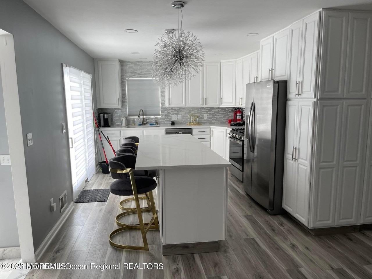 404 Deal Rd - Photo 2 of 11