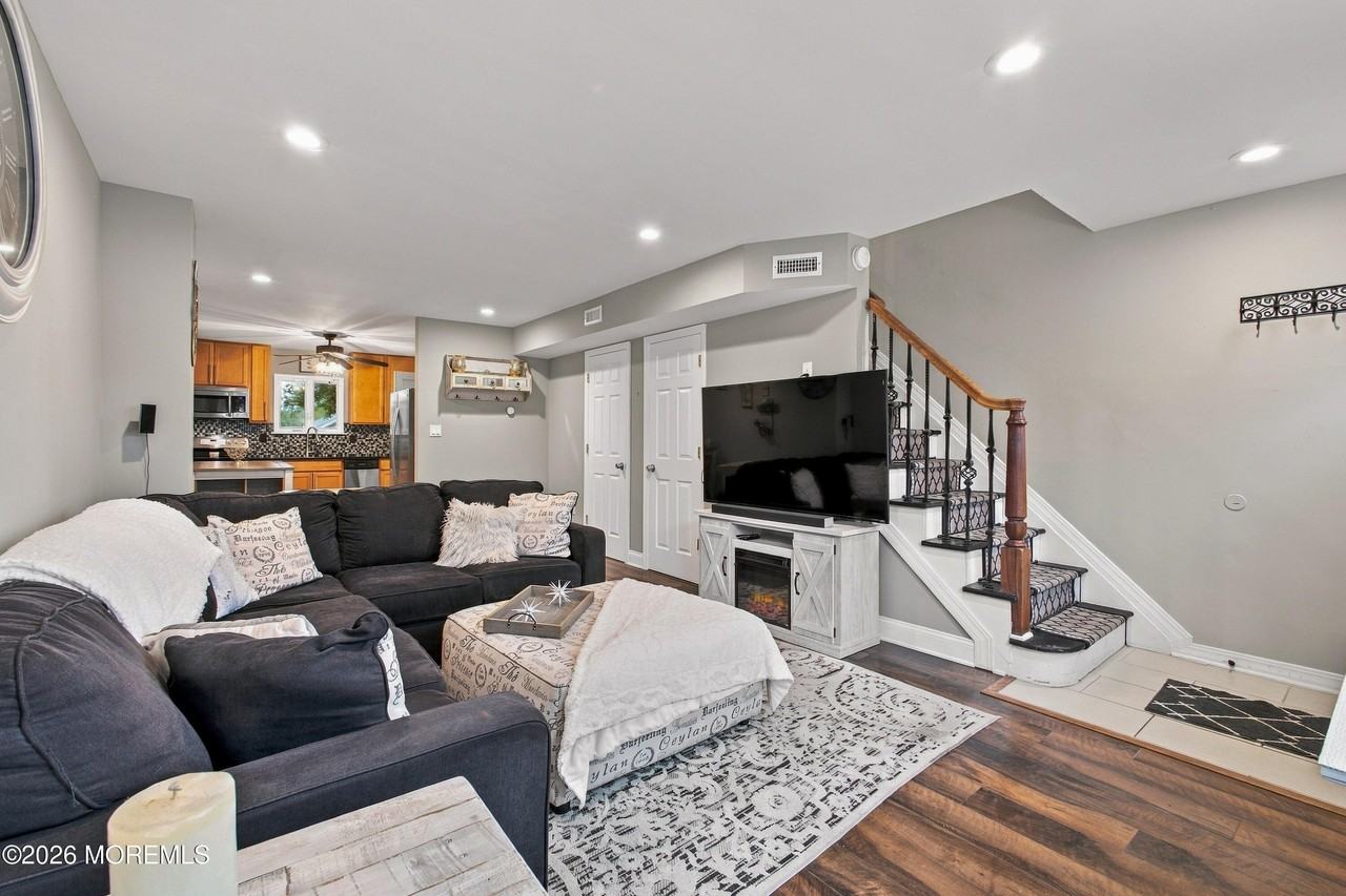 96 Briar Mills Dr #96 - Photo 2 of 20