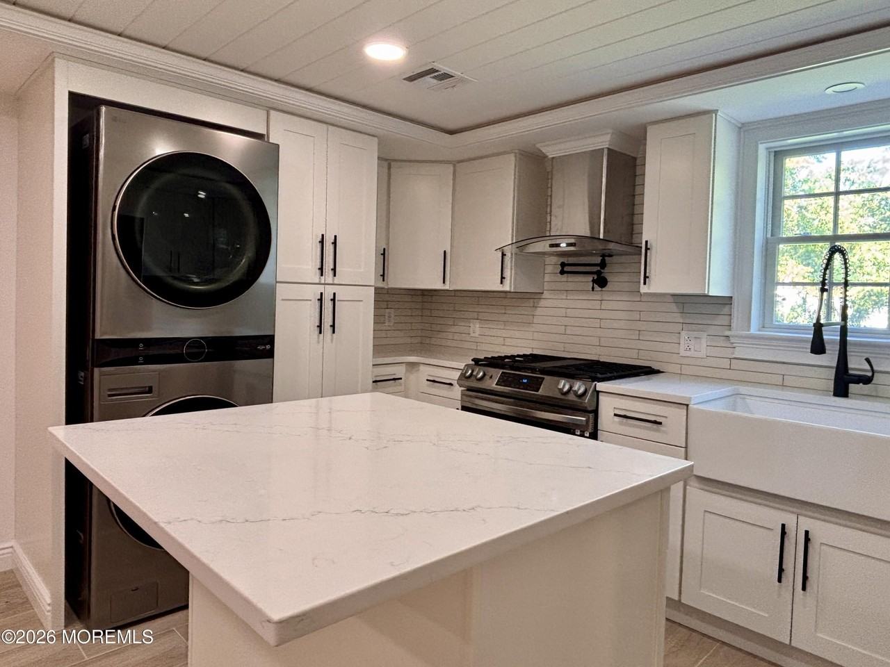 2634 E Hurley Pond Rd - Photo 3 of 11