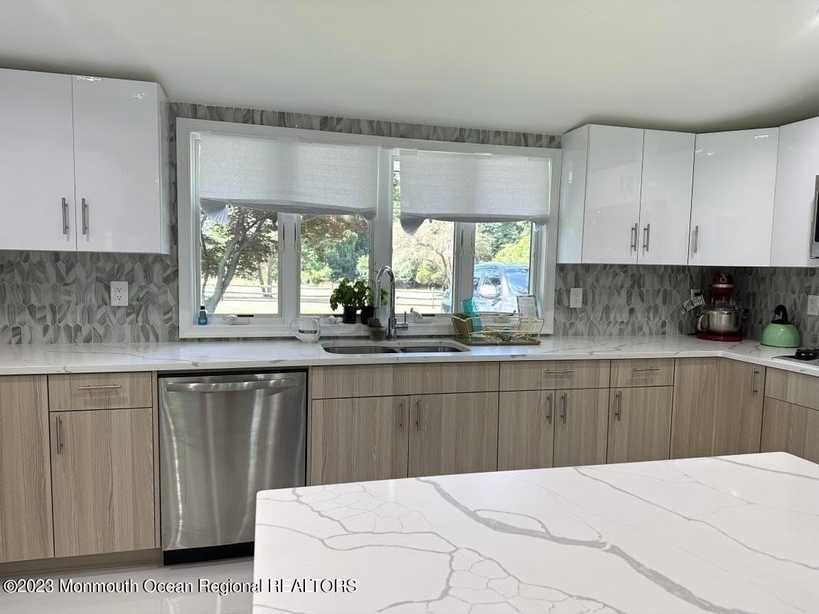 508 Deal Rd - Photo 3 of 20