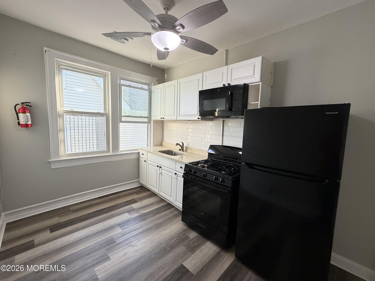 37 2nd Ave #7