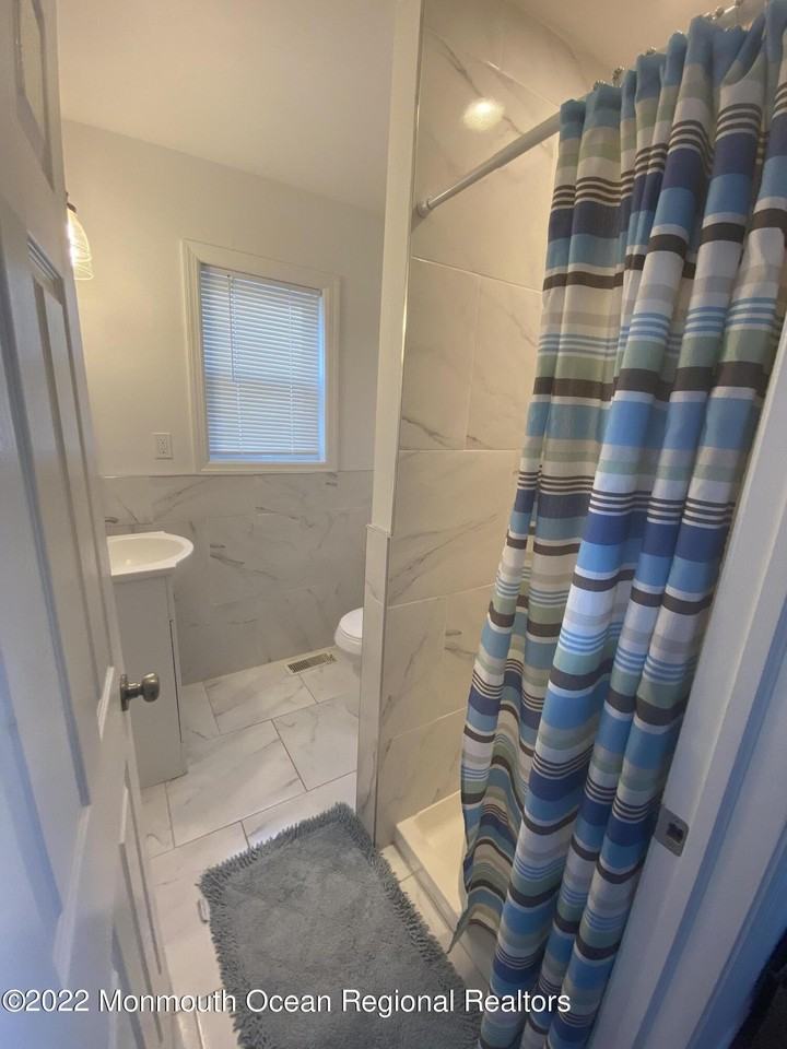 215 Cedar St - Photo 6 of 13