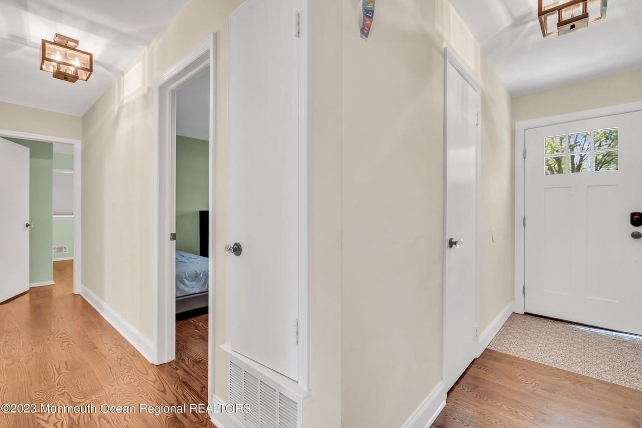 3 Alvord St - Photo 4 of 20