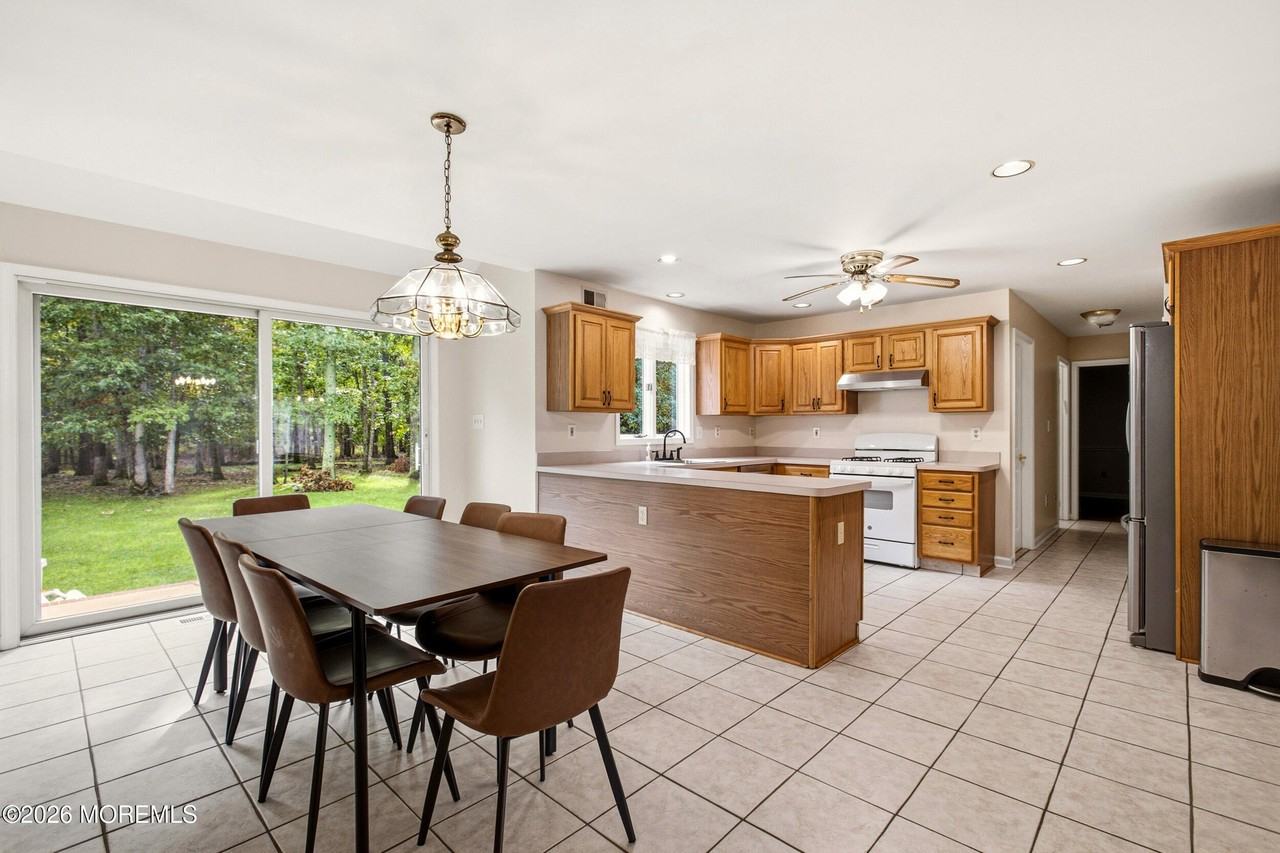 250 Bent Hook Rd - Photo 7 of 30