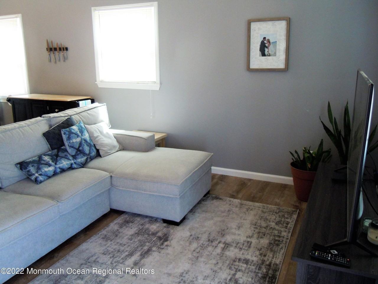 223 Butler Blvd - Photo 5 of 21