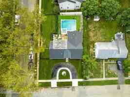 featured image of 929 Van Court Ave