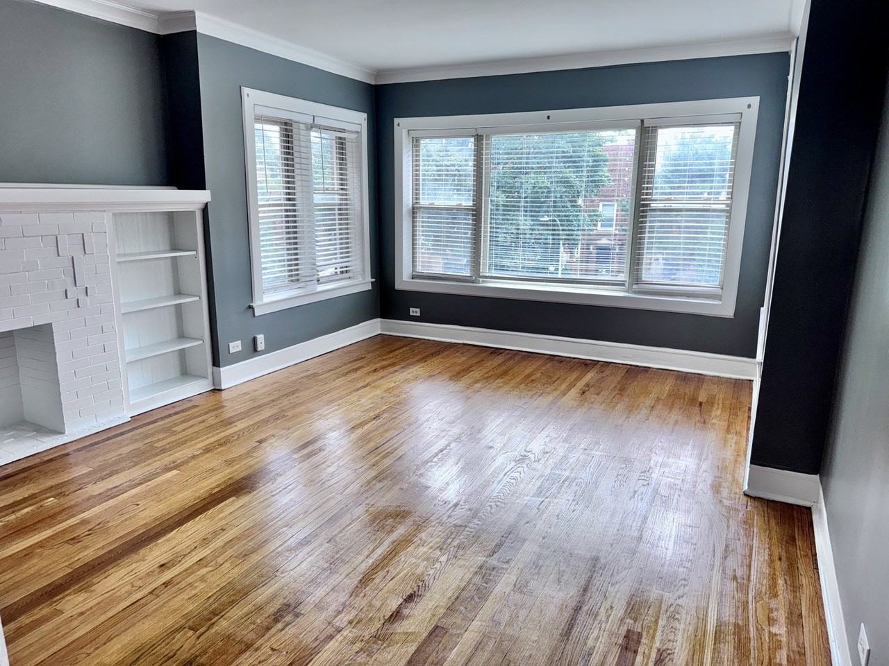 7915 S Langley Ave #2 - Photo 2 of 15