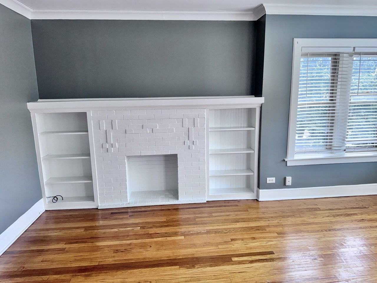 7915 S Langley Ave #2 - Photo 5 of 15