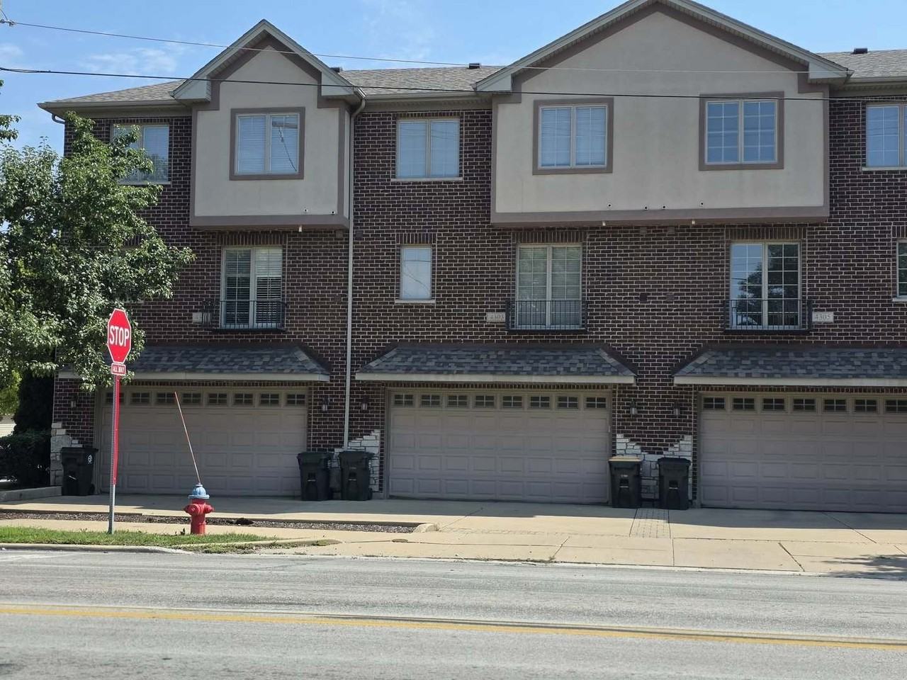 4303 Eberly Ave #4303 - Photo 3 of 22