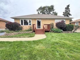 690 N Michigan St - Photo 1 of 1