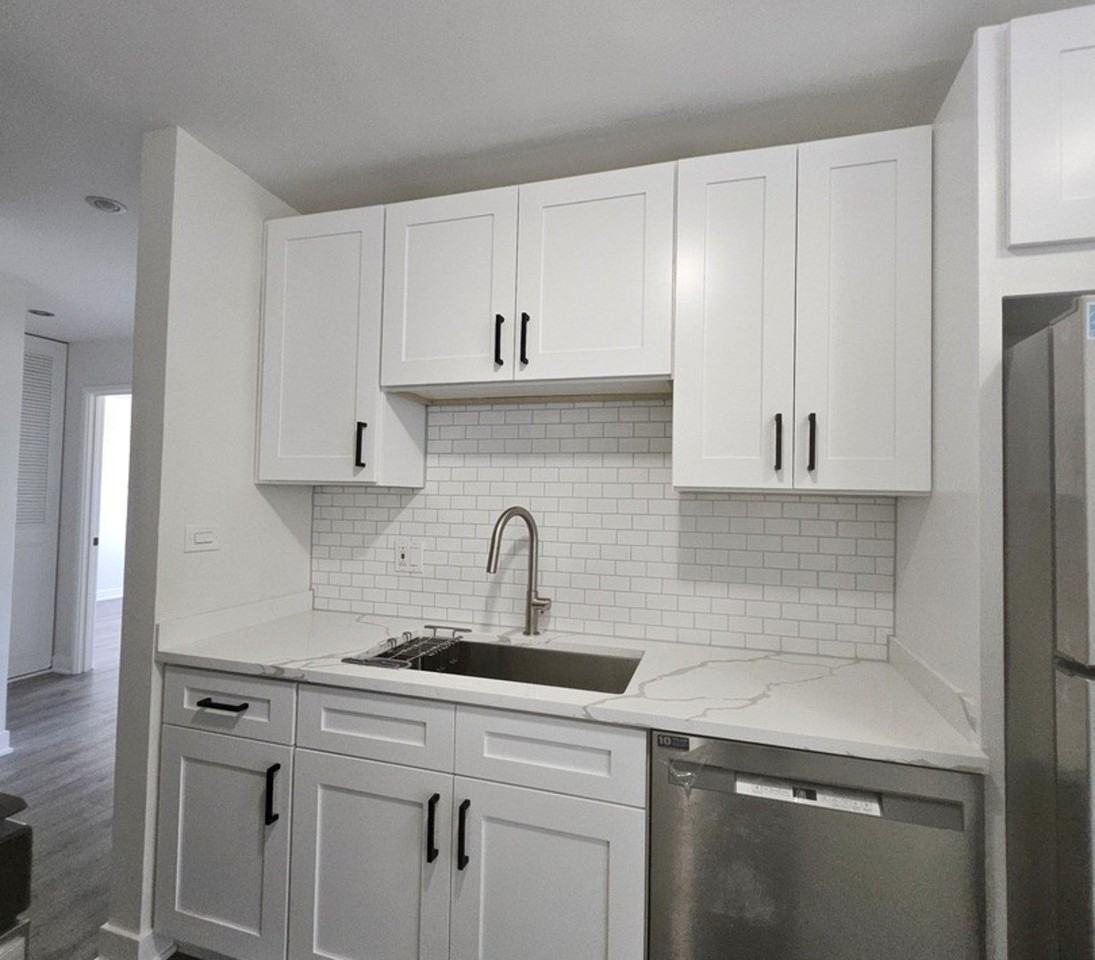 1375 Rebecca Dr #219 - Photo 7 of 14