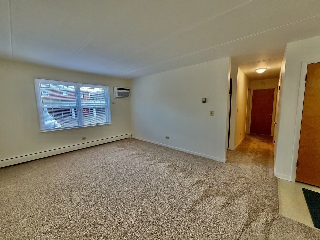 130 Douglas Ave #4 - Photo 3 of 13