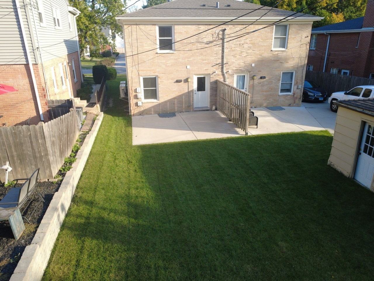 587 Ivy Ct - Photo 3 of 20