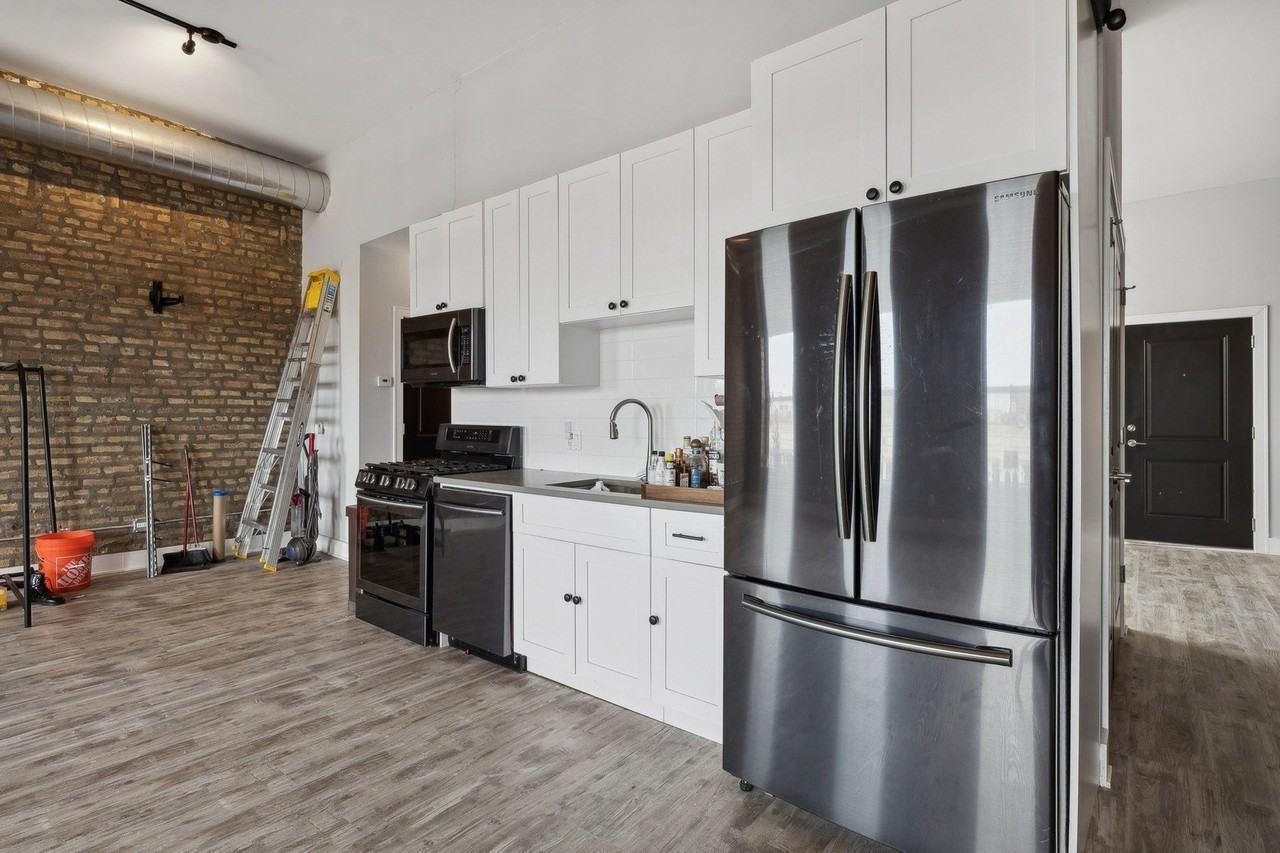 1572 N Milwaukee Ave #I - Photo 6 of 13
