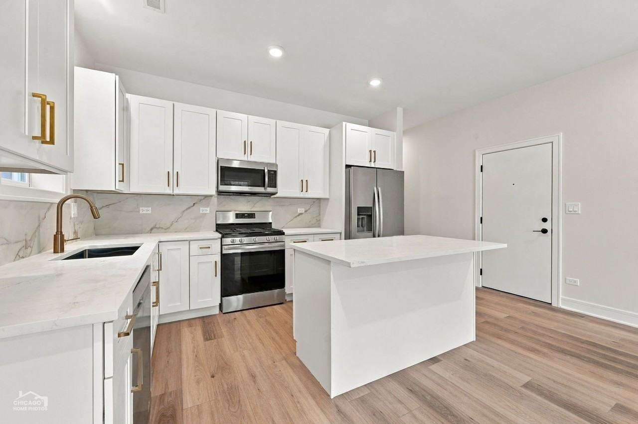 4605 S Prairie Ave #1 - Photo 7 of 30
