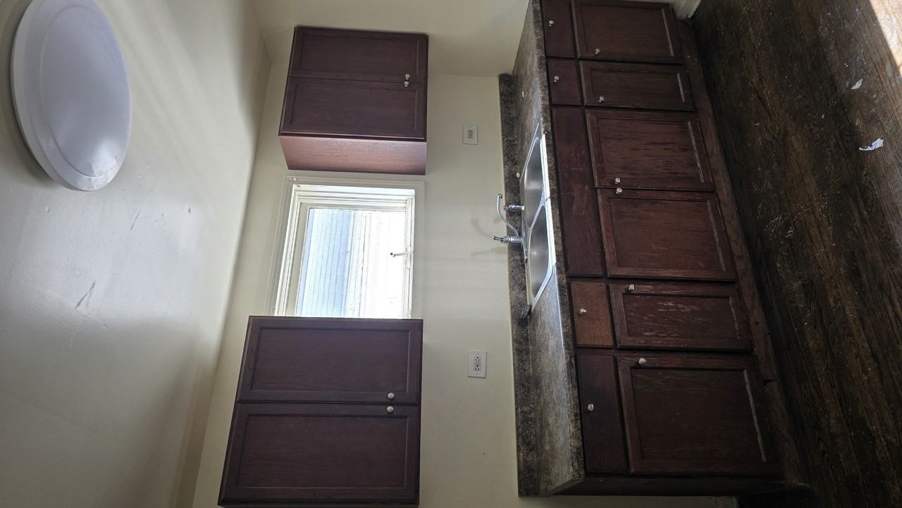 1631 Buena Vista Ave #2 - Photo 4 of 11