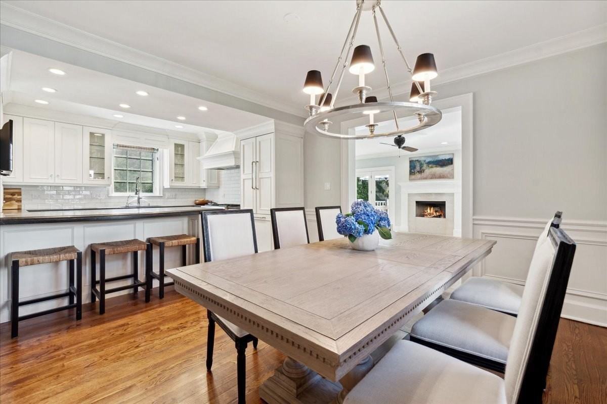 1094 Pine St - Photo 6 of 22