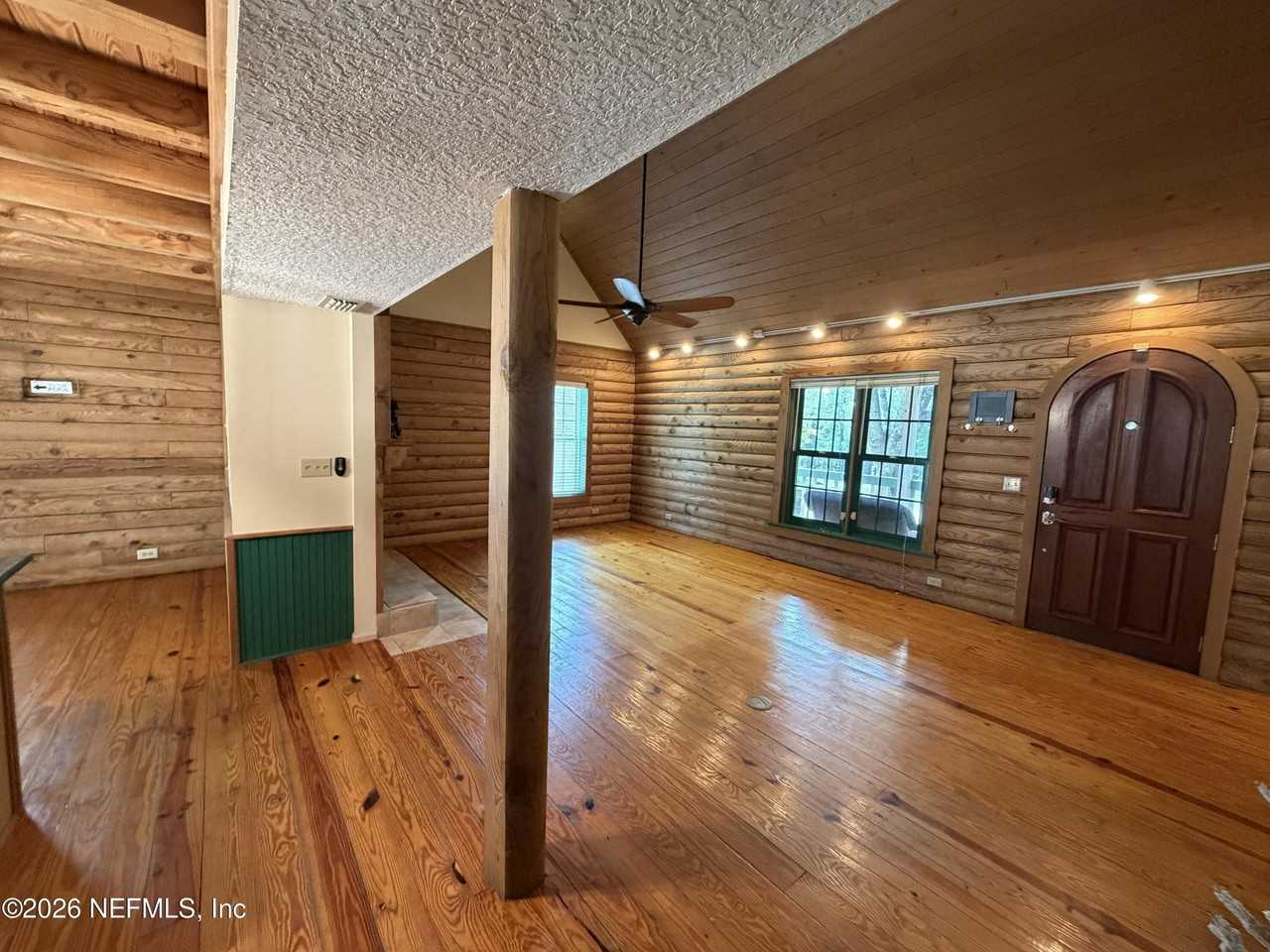 4466 Santa Clara Ave - Photo 7 of 23