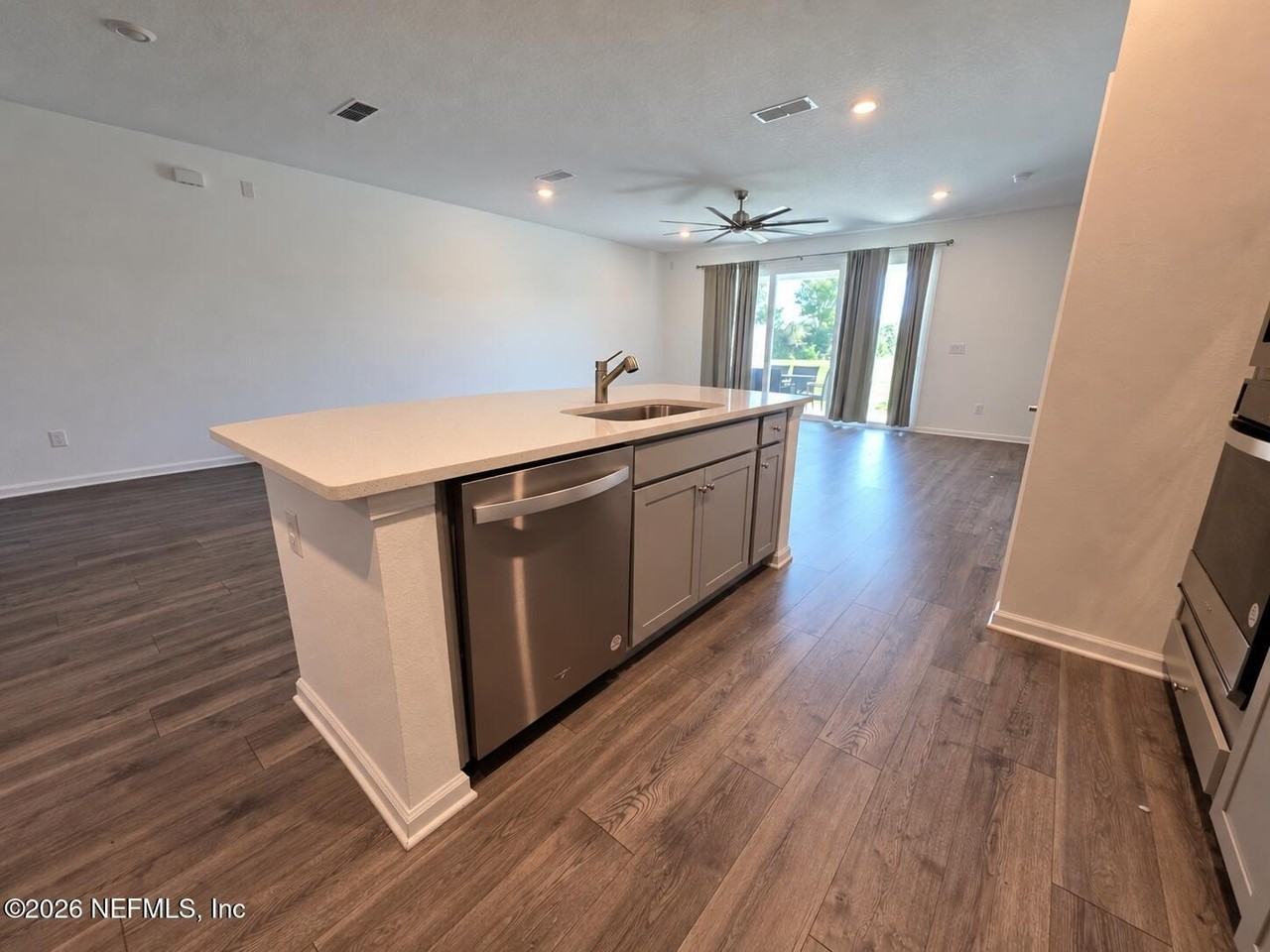 452 Cherry Elm Dr - Photo 7 of 29