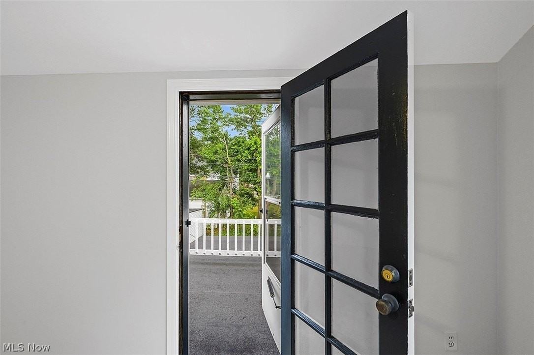 2243 S Belvoir Blvd - Photo 3 of 32