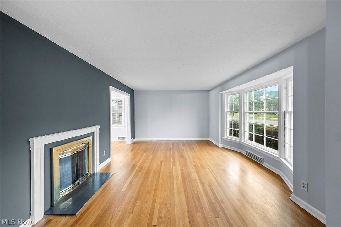 2243 S Belvoir Blvd - Photo 4 of 32