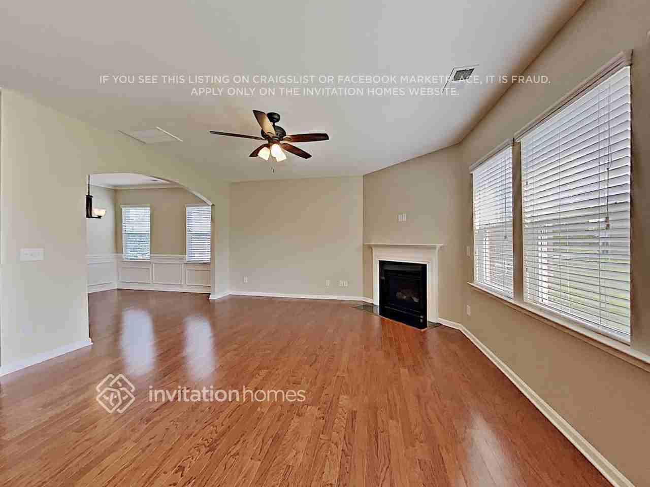 2425 Flintshire Ln - Photo 6 of 33