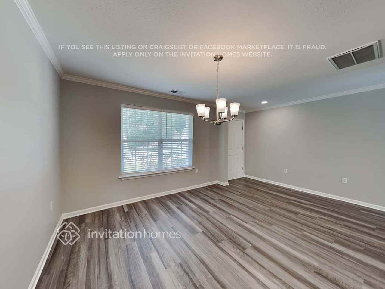 10611 River Hollow Ct - Photo 5 of 22