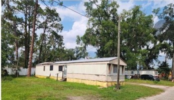 featured image of 11054 Nw 39th Way