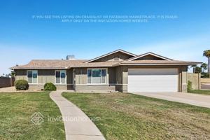 featured image of 1922 E Balboa Dr