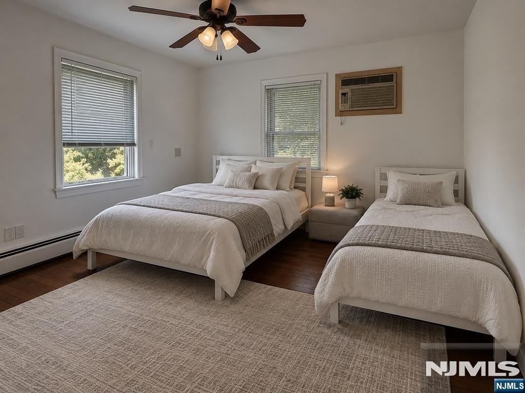 160 Spring Valley Rd - Photo 6 of 9