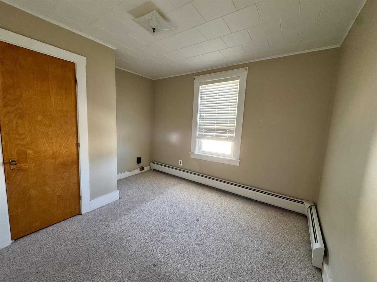 139 Main St - Photo 5 of 21