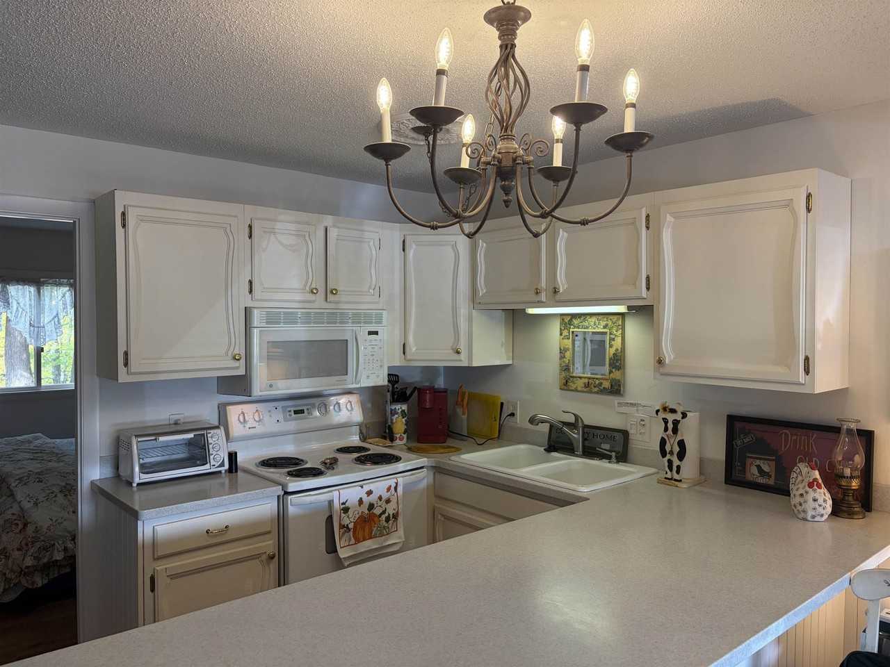 30 Linderhof Golf Course Road #C3 - Photo 7 of 16