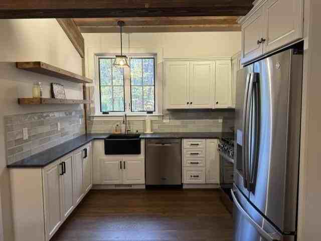 15 Hastings Landing Rd - Photo 2 of 9