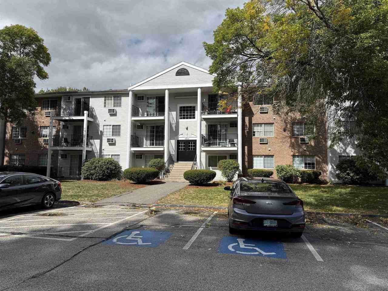 385 Huse Rd #18