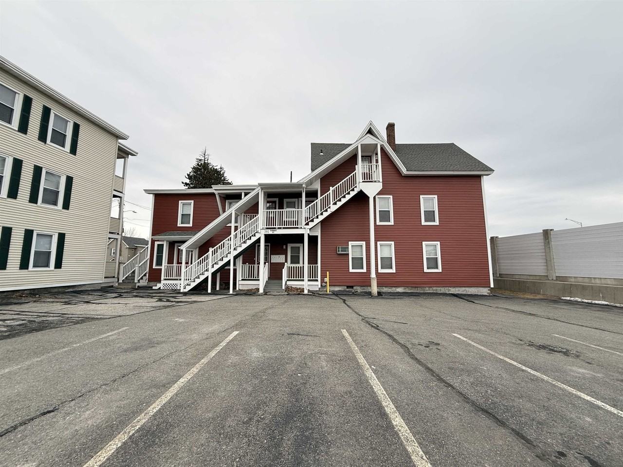 191 Turner St #3 - Photo 2 of 36