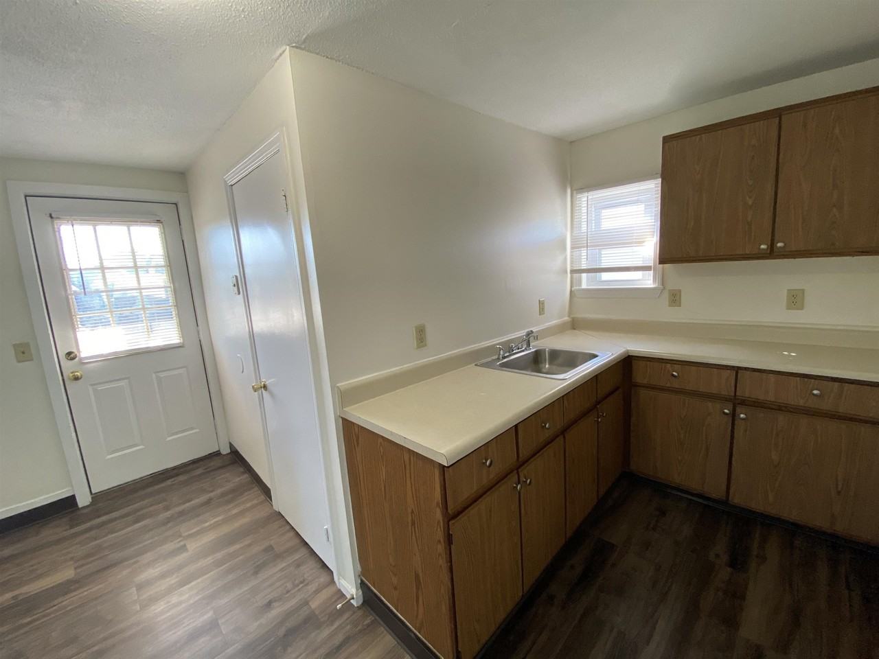 191 Turner St #3 - Photo 4 of 36