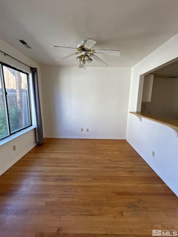 14002 Lear Blvd - Photo 2 of 16