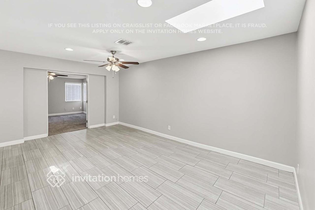 8708 E Palm Ln - Photo 7 of 20
