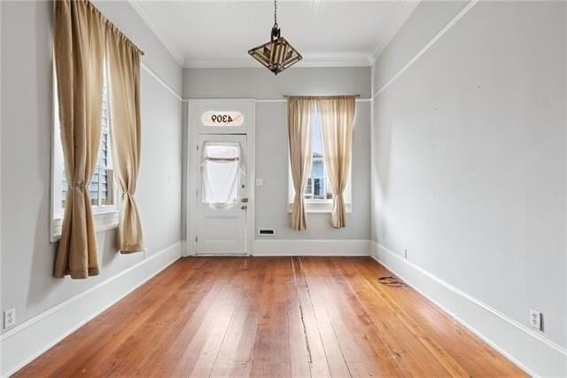 4309 Annunciation St - Photo 3 of 9