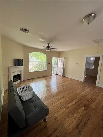 1122 Napoleon Ave #5 - Photo 5 of 13