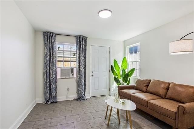 1905 France St #E - Photo 5 of 12