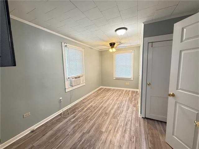 1019 People St - Photo 6 of 8