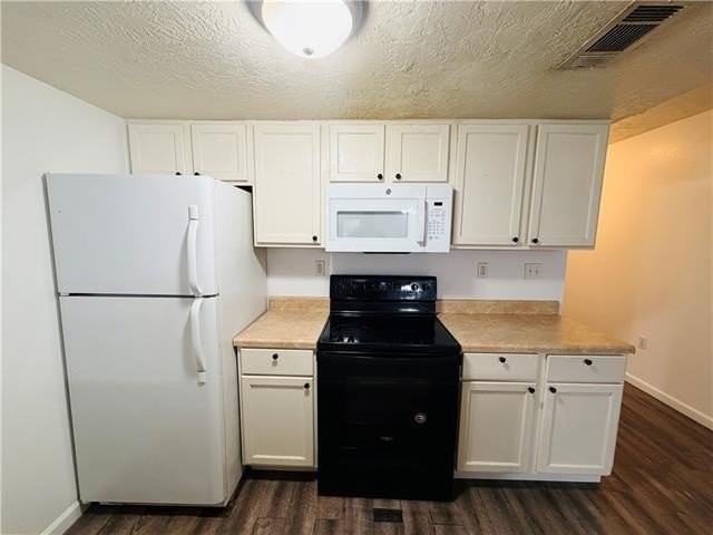 47024 Ligia Pl #B - Photo 4 of 11